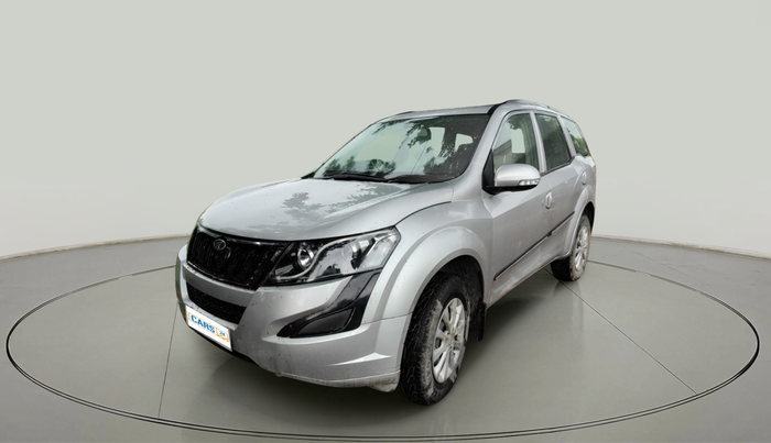 2016 Mahindra XUV500 W4, Diesel, Manual, 35,951 km, exterior