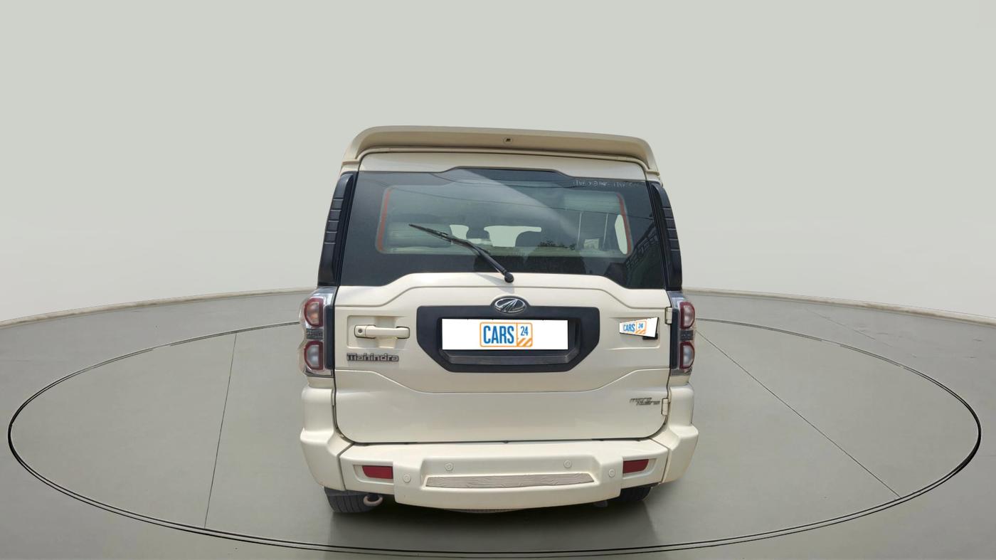 2015 Mahindra Scorpio S10, Diesel, Manual, 1,06,872 km, exterior