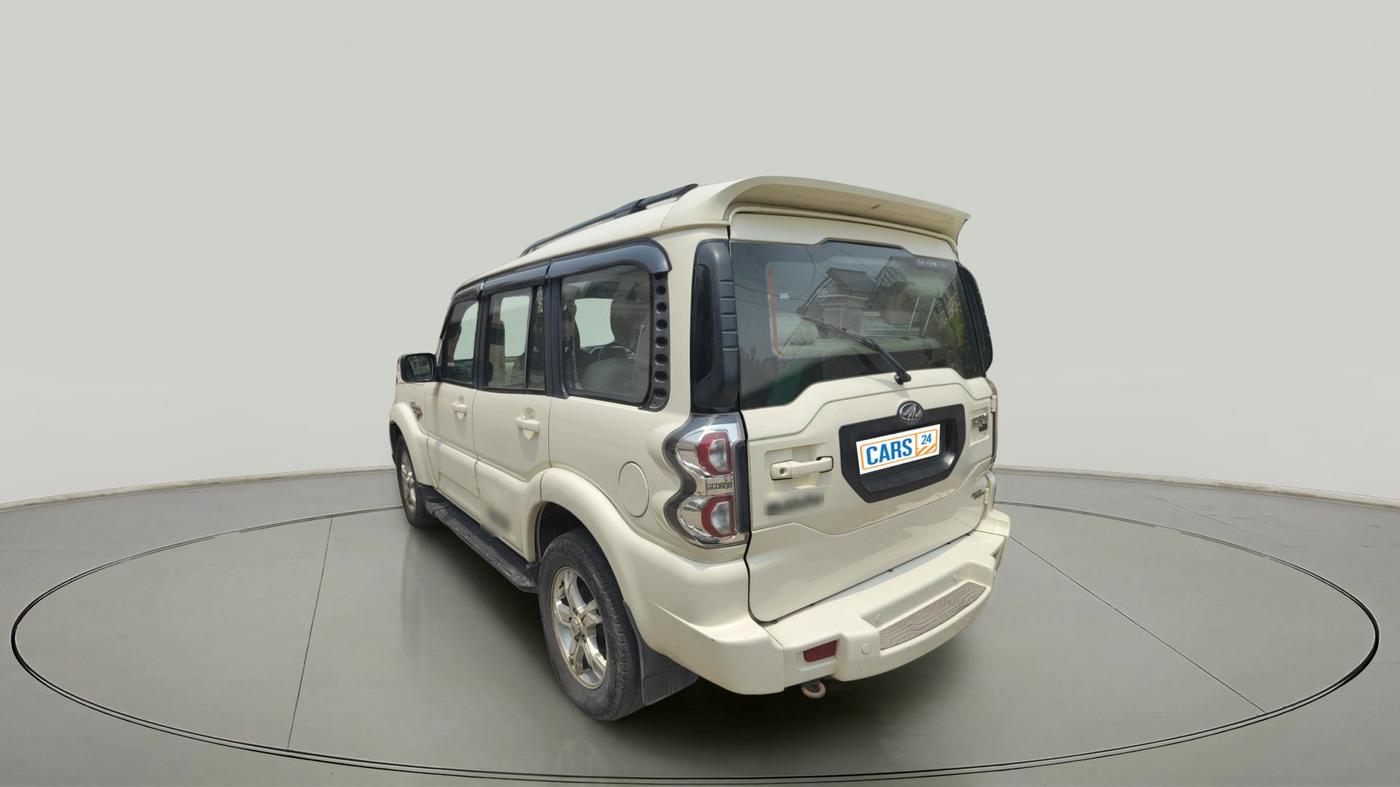 2015 Mahindra Scorpio S10, Diesel, Manual, 1,06,872 km, exterior