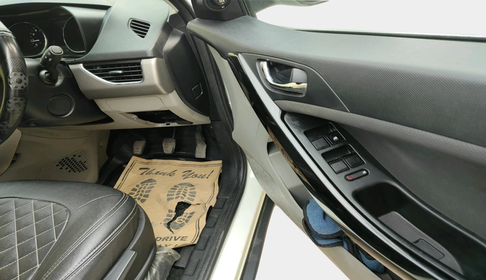 2019 Tata NEXON XZ PLUS PETROL, Petrol, Manual, 69,160 km, interior