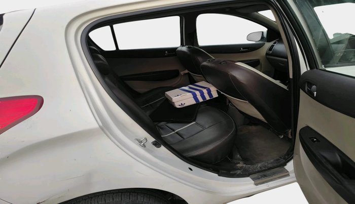 2012 Hyundai i20 SPORTZ 1.4 CRDI, Diesel, Manual, 93,150 km, interior