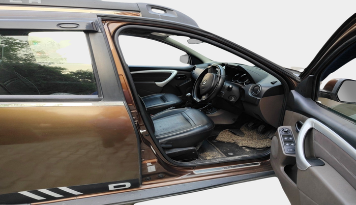 2018 Renault Duster RXL PETROL, Petrol, Manual, 68,840 km, interior