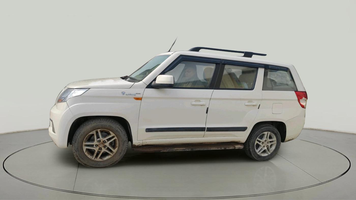 2018 Mahindra TUV 300 PLUS P8, Diesel, Manual, 49,136 km, exterior