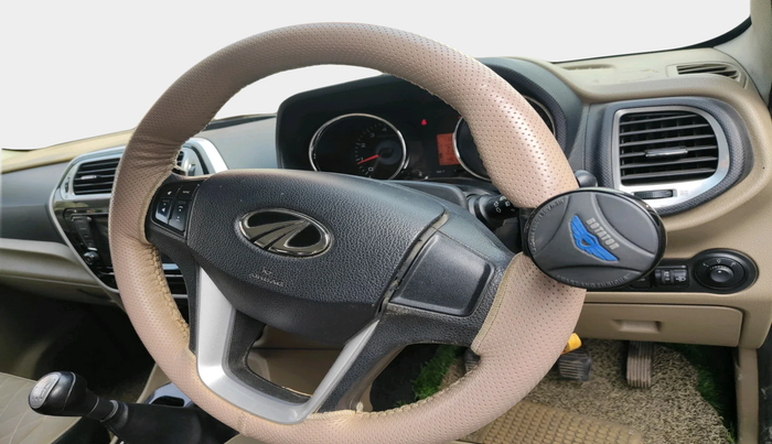 2018 Mahindra TUV 300 PLUS P8, Diesel, Manual, 49,136 km, interior