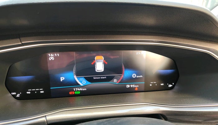 2025 Volkswagen TAIGUN TOPLINE 1.0 TSI AT, Petrol, Automatic, 1,744 km, interior