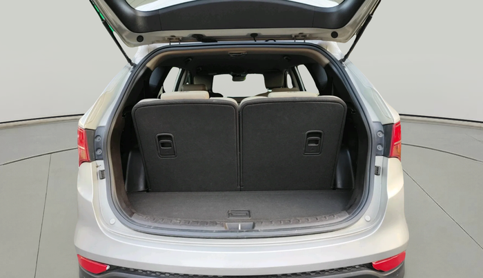 2014 Hyundai Santa Fe 4 WD AT, Diesel, Automatic, 1,29,955 km, exterior