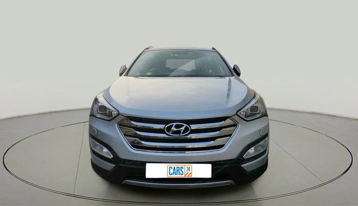 2014 Hyundai Santa Fe 4 WD AT, Diesel, Automatic, 1,29,955 km, exterior