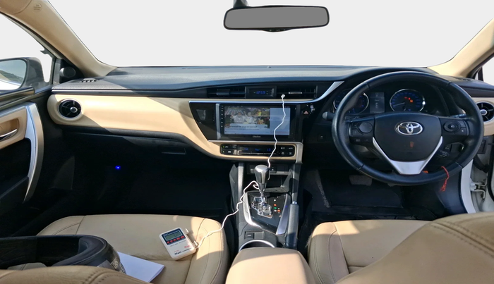 2018 Toyota Corolla Altis VL CVT PETROL, Petrol, Automatic, 1,24,541 km, interior