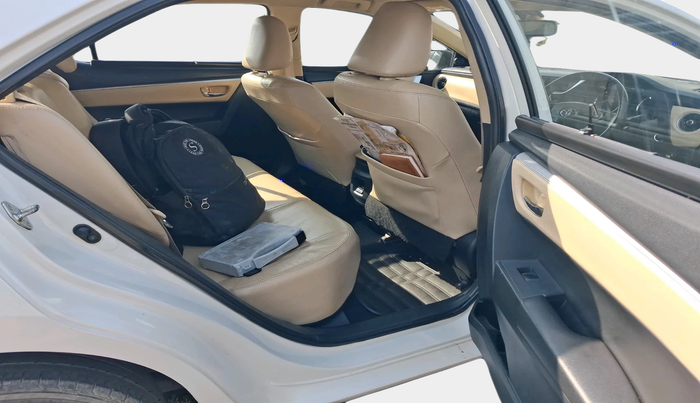 2018 Toyota Corolla Altis VL CVT PETROL, Petrol, Automatic, 1,24,541 km, interior