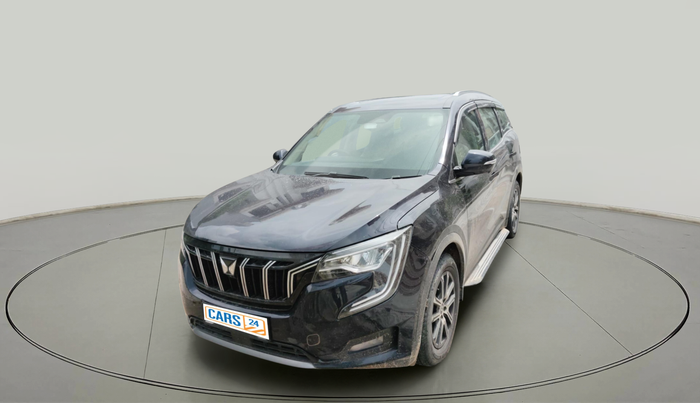 2022 Mahindra XUV700 AX 7 LUXURY D AWD AT 7 STR, Diesel, Automatic, 51,081 km, exterior