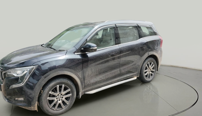 2022 Mahindra XUV700 AX 7 LUXURY D AWD AT 7 STR, Diesel, Automatic, 51,081 km, exterior