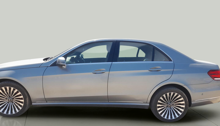 2015 Mercedes Benz E Class E 250 CDI AVANTGARDE, Diesel, Automatic, 80,000 km, exterior