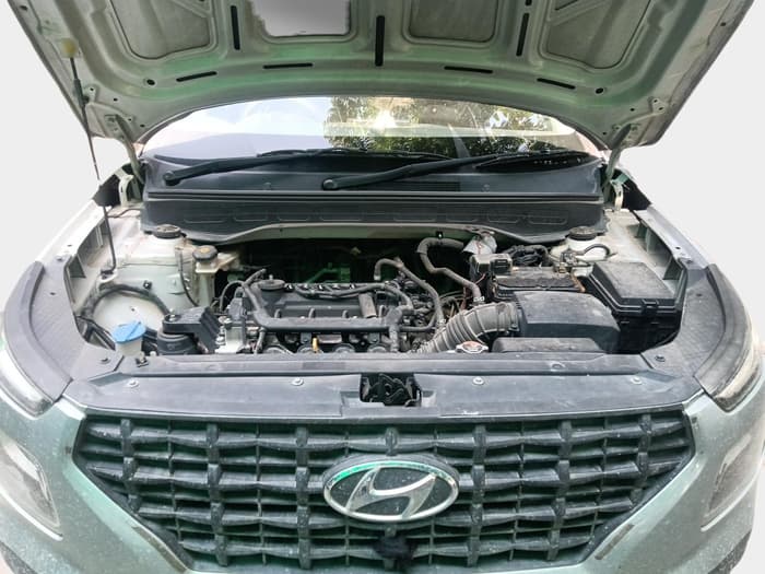 2020 Hyundai VENUE E 1.2, Petrol, Manual, 65,158 km, exterior