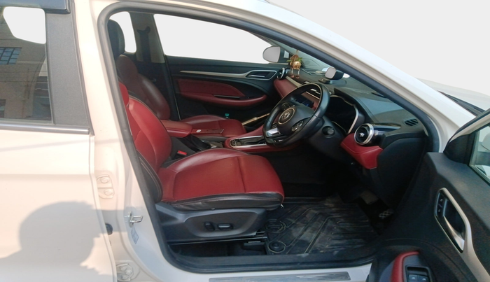 2021 MG ASTOR SAVVY 1.5 CVT S RED, Petrol, Automatic, 20,449 km, interior