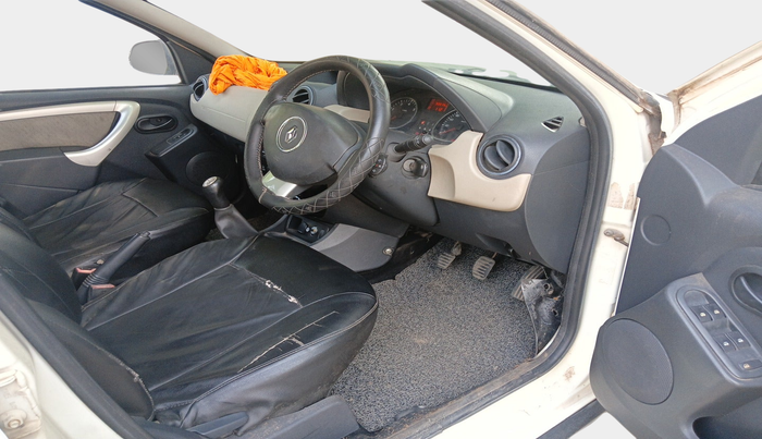 2014 Renault Duster 85 PS RXL DIESEL, Diesel, Manual, 93,914 km, interior