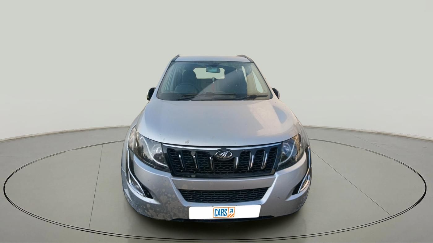2017 Mahindra XUV500 W6, Diesel, Manual, 33,560 km, exterior