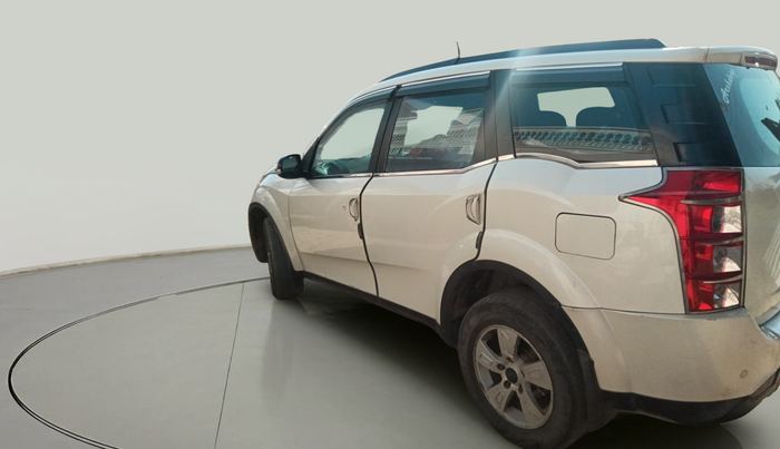 2015 Mahindra XUV500 W8, Diesel, Manual, 82,128 km, exterior