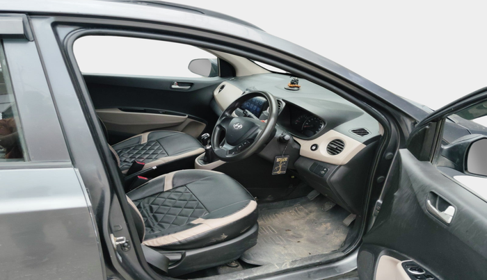 2014 Hyundai Grand i10 SPORTZ 1.1 CRDI, Diesel, Manual, 1,06,641 km, interior