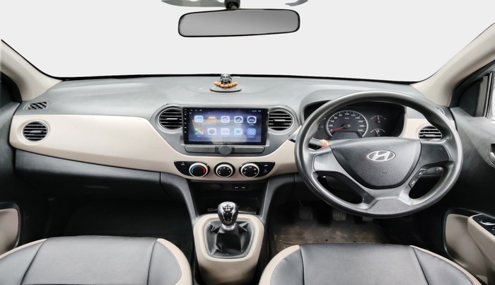 2014 Hyundai Grand i10 SPORTZ 1.1 CRDI, Diesel, Manual, 1,06,641 km, interior