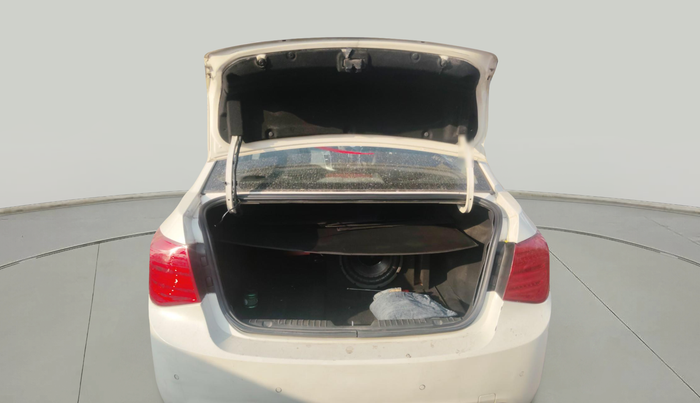 2015 Chevrolet Cruze LTZ, Diesel, Manual, 97,956 km, exterior