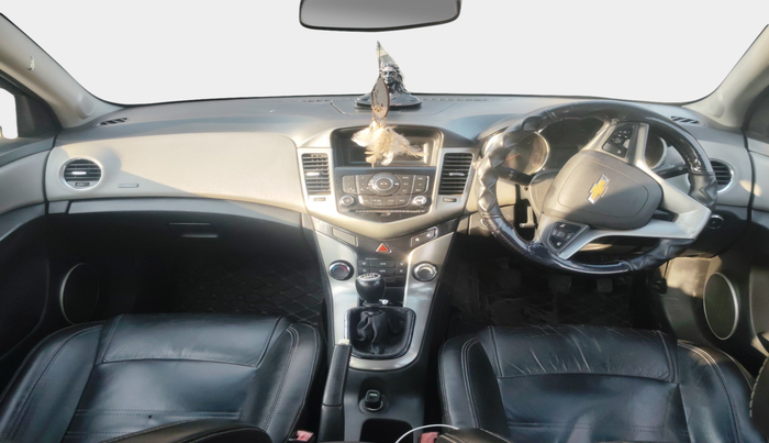 2015 Chevrolet Cruze LTZ, Diesel, Manual, 97,956 km, interior