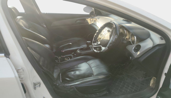 2015 Chevrolet Cruze LTZ, Diesel, Manual, 97,956 km, interior