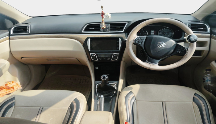 2018 Maruti Ciaz ALPHA 1.5 SHVS PETROL, Petrol, Manual, 1,16,189 km, interior
