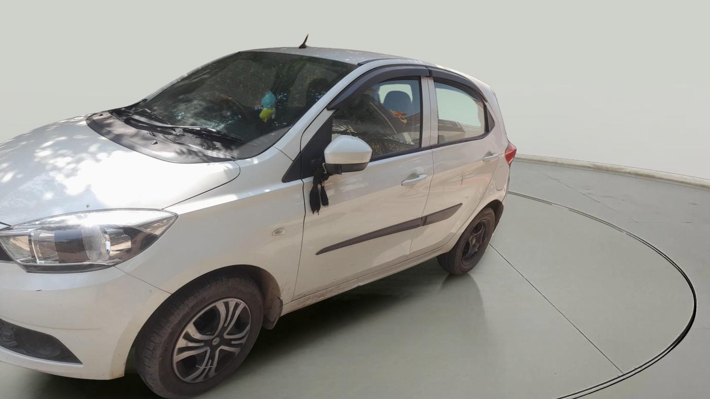 2019 Tata Tiago XZ PETROL, Petrol, Manual, 74,860 km, exterior