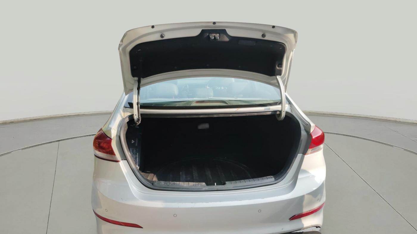 2017 Hyundai New Elantra 2.0 SX(O) AT PETROL, Petrol, Automatic, 1,48,301 km, exterior