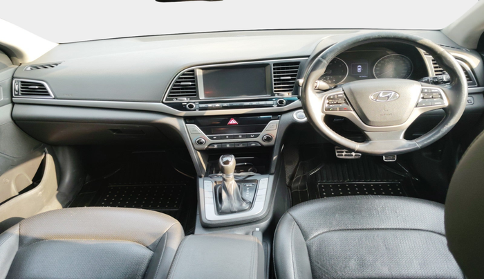 2017 Hyundai New Elantra 2.0 SX(O) AT PETROL, Petrol, Automatic, 1,47,053 km, interior