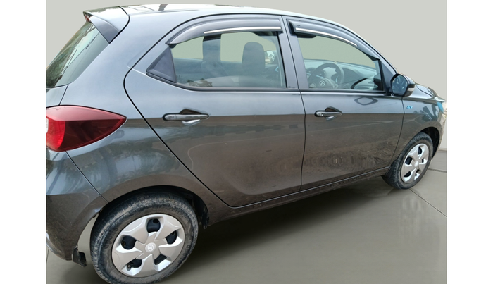 2024 Tata TIAGO EV XT MEDIUM RANGE, Electric, Automatic, 43,948 km, exterior