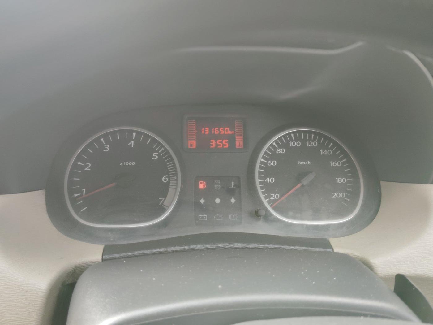 2013 Renault Duster 85 PS RXL DIESEL, Diesel, Manual, 1,32,000 km, interior
