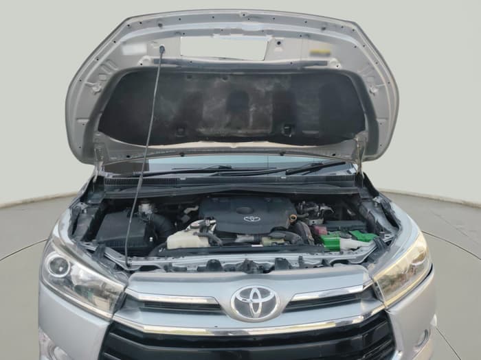 2018 Toyota Innova Crysta 2.4 ZX 7 STR, Diesel, Manual, 88,406 km, exterior