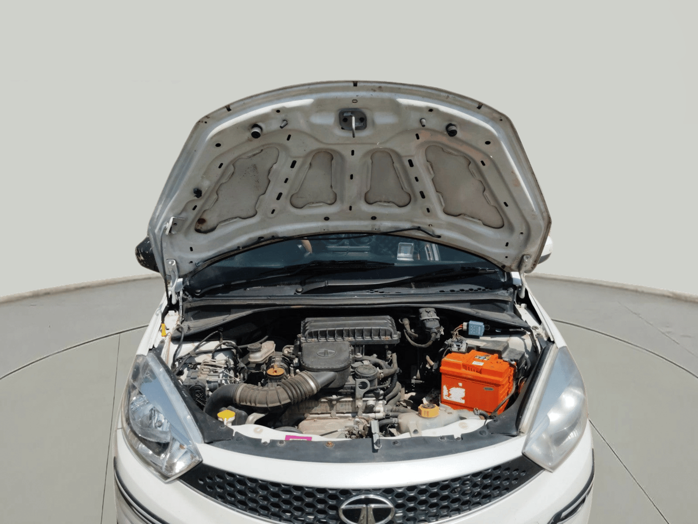 2019 Tata Tiago XZ PETROL, Petrol, Manual, 3,20,000 km, exterior