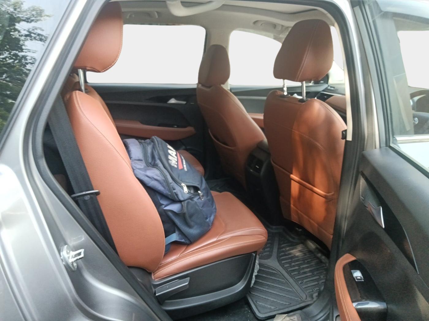 2022 MG HECTOR PLUS SHARP 2.0 DIESEL TURBO MT 6-STR, Diesel, Manual, 60,890 km, interior