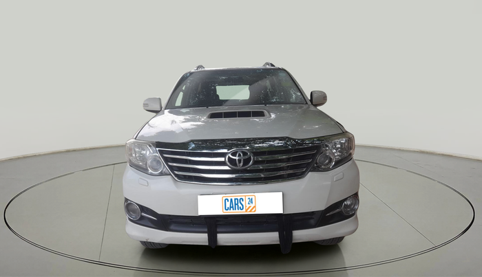 2015 Toyota Fortuner 3.0 4X4 MT, Diesel, Manual, 1,54,979 km, exterior