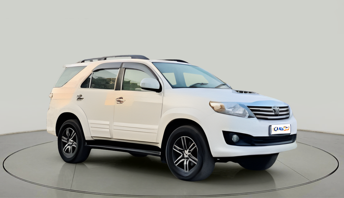 2015 Toyota Fortuner 3.0 4X4 MT, Diesel, Manual, 1,54,979 km, exterior