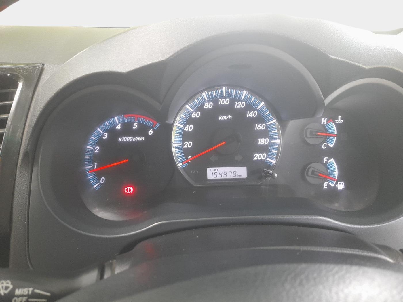 2015 Toyota Fortuner 3.0 4X4 MT, Diesel, Manual, 1,57,371 km, interior