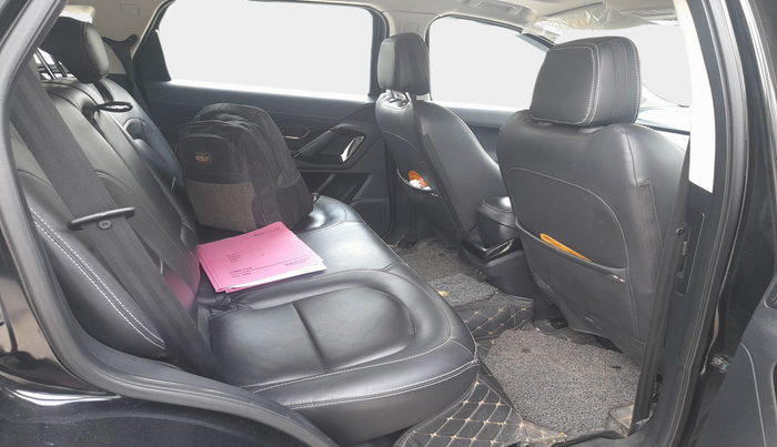 2022 Tata Harrier XT PLUS 2.0L KRYOTEC, Diesel, Manual, 75,580 km, interior