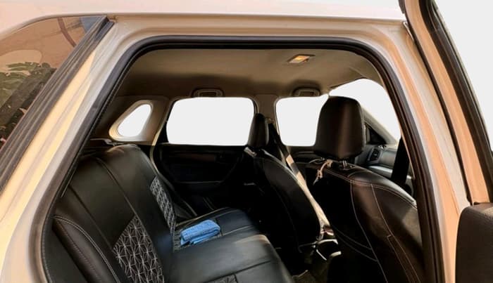 2019 Maruti Vitara Brezza LDI, Diesel, Manual, 1,02,262 km, interior