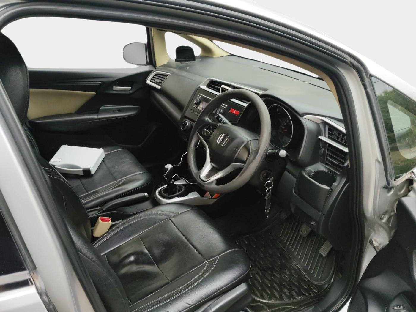 2015 Honda Jazz 1.5L I-DTEC S, Diesel, Manual, 91,016 km, interior