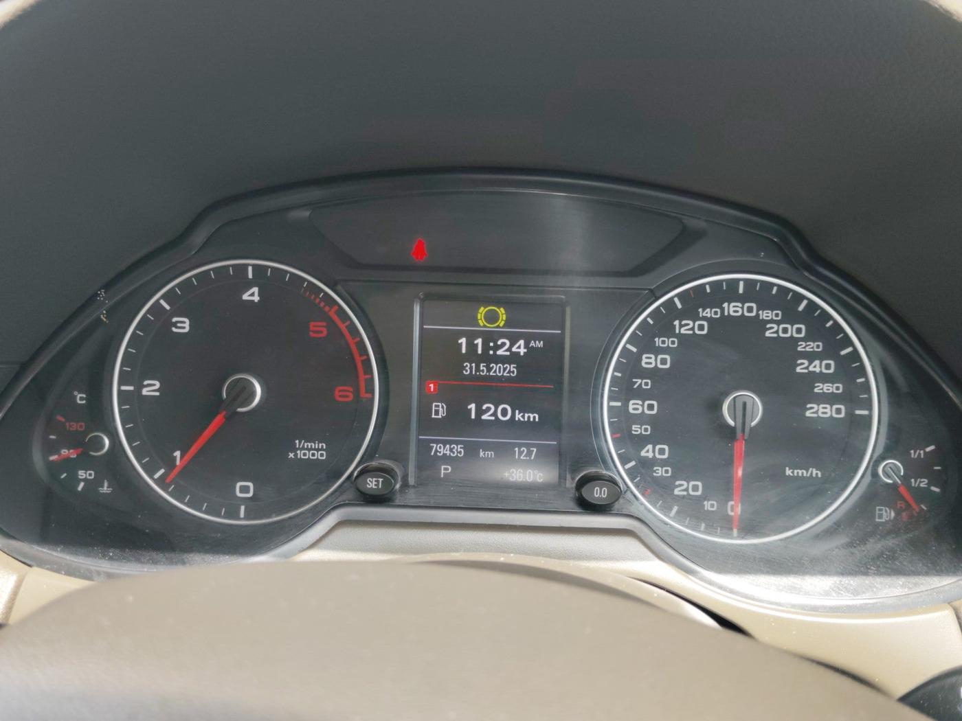 2013 Audi Q5 2.0 TDI QUATTRO, Diesel, Automatic, 79,435 km, interior