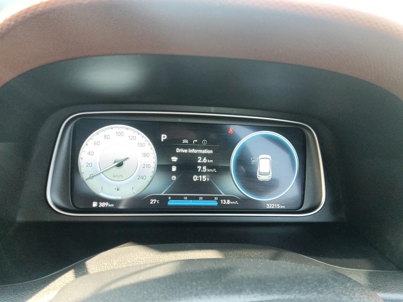 2021 Hyundai ALCAZAR PLATINUM(O) 6STR 1.5 AT, Diesel, Automatic, 32,215 km, interior