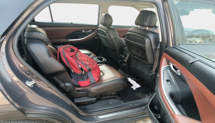 2021 Hyundai ALCAZAR PLATINUM(O) 6STR 1.5 AT, Diesel, Automatic, 32,215 km, interior