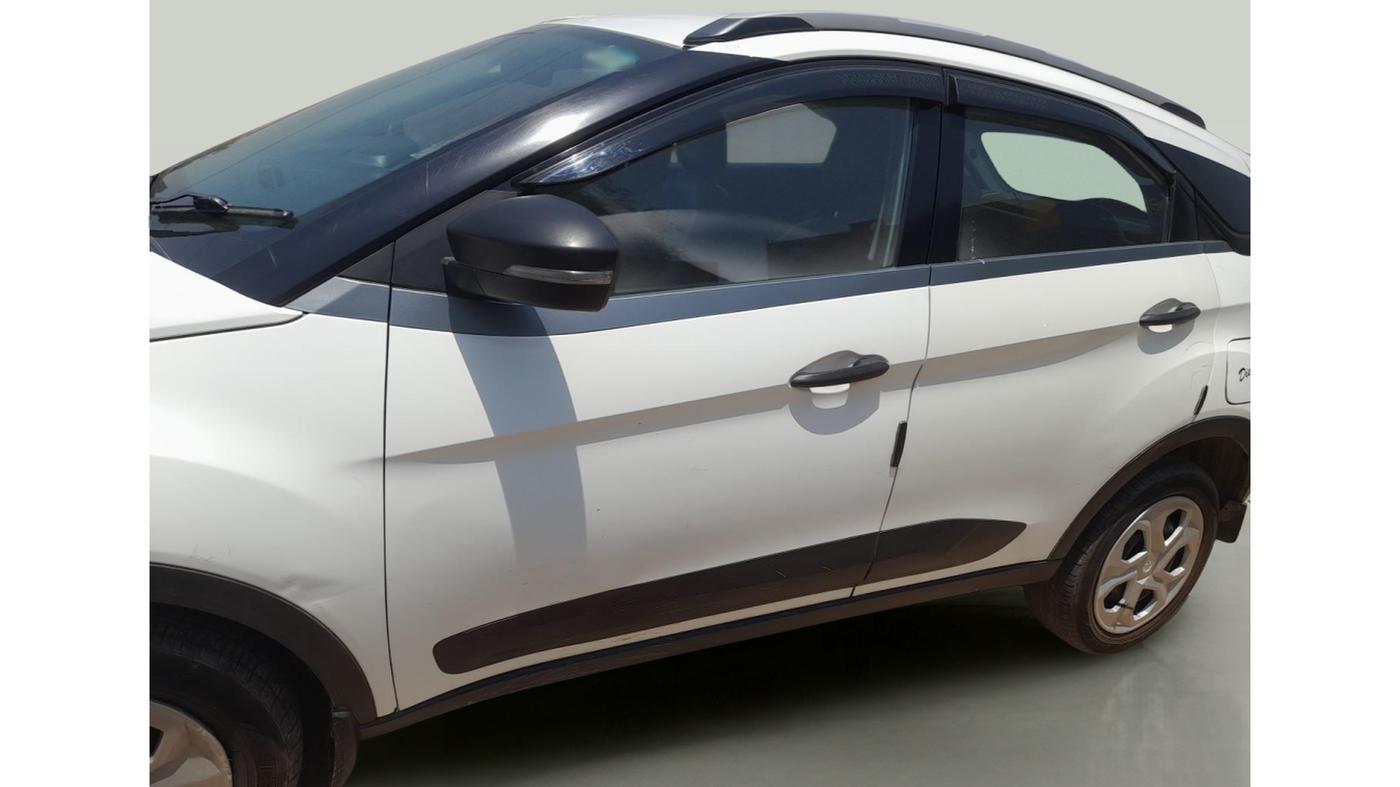 2021 Tata NEXON XM DIESEL, Diesel, Manual, 1,90,371 km, exterior