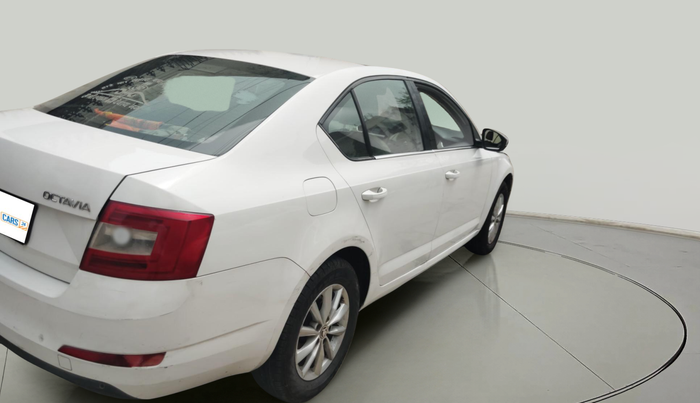 2016 Skoda Octavia 2.0 TDI CR STYLE PLUS AT, Diesel, Automatic, 1,48,200 km, exterior