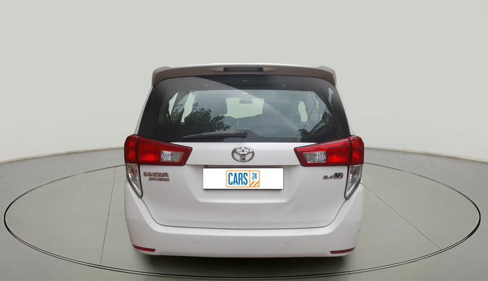2016 Toyota Innova Crysta 2.4 VX 7 STR, Diesel, Manual, 1,40,410 km, exterior