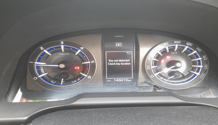 2016 Toyota Innova Crysta 2.4 VX 7 STR, Diesel, Manual, 1,40,410 km, interior