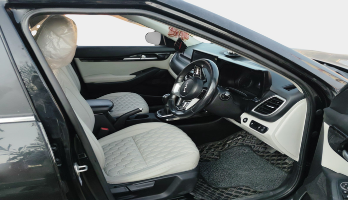 2022 KIA SELTOS HTX 1.5 PETROL, Petrol, Manual, 55,962 km, interior