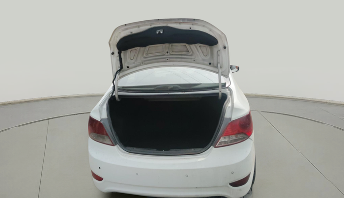 2013 Hyundai Verna FLUIDIC 1.6 CRDI SX, Diesel, Manual, 1,45,332 km, exterior